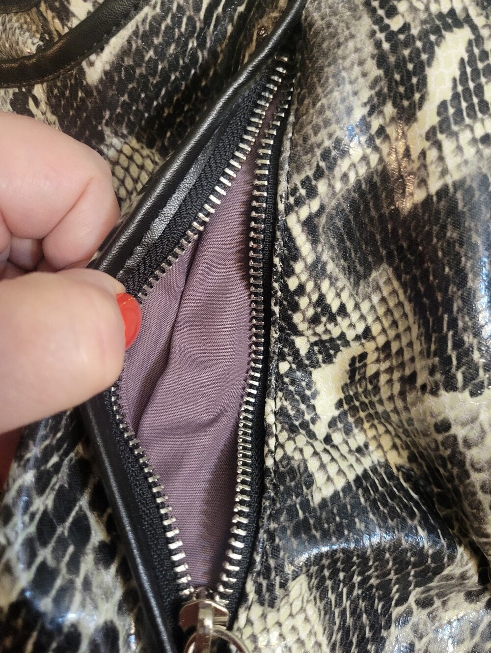 Vintage Kooba Carmine Hobo Bag - Picture 8 of 14